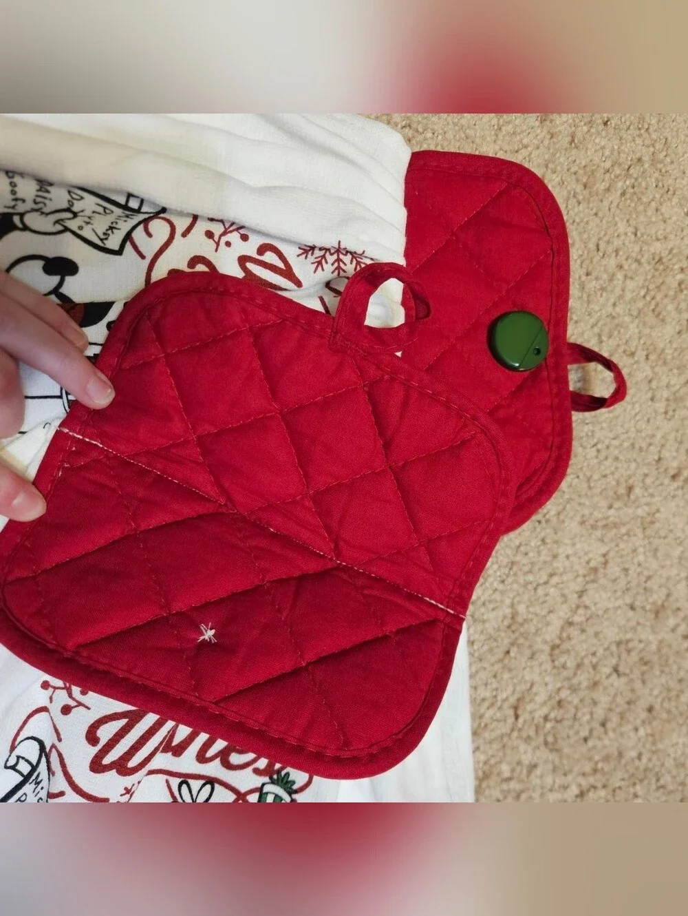 2 Handcrafted Towels Attached To Potholders | Minnie Mouse | Disney | Christmas